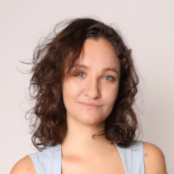 Karolina Paździora - kontakt
